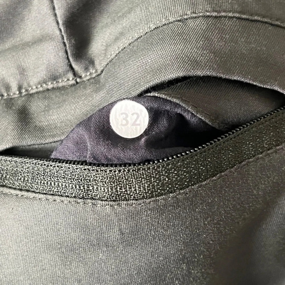 Lululemon Slim Fit Dark Olive Chino Pants Size 32 EUC - Picture 6 of 6